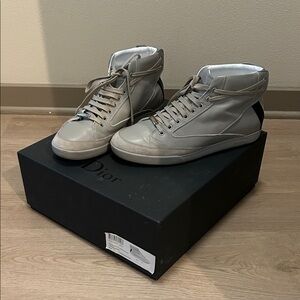 Dior Men's Beige and Gray High-Top Sneakers